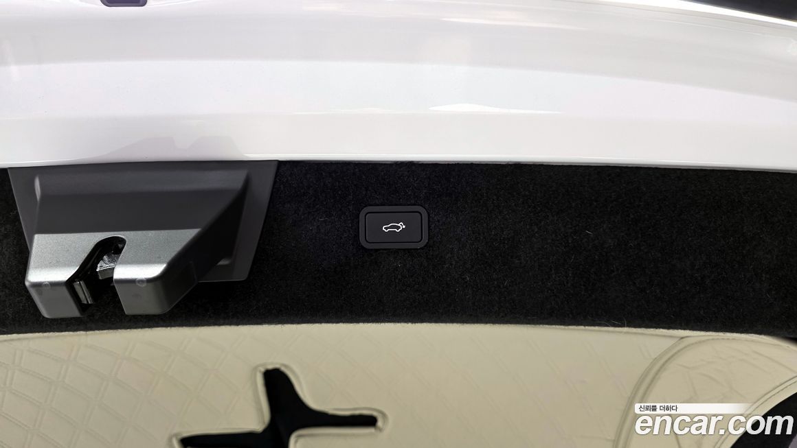 Polestar Polestar 4 2025