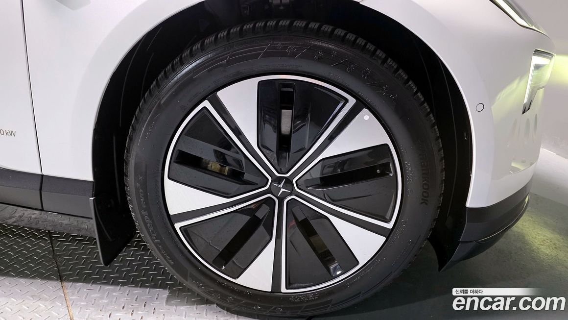 Polestar Polestar 4 2025