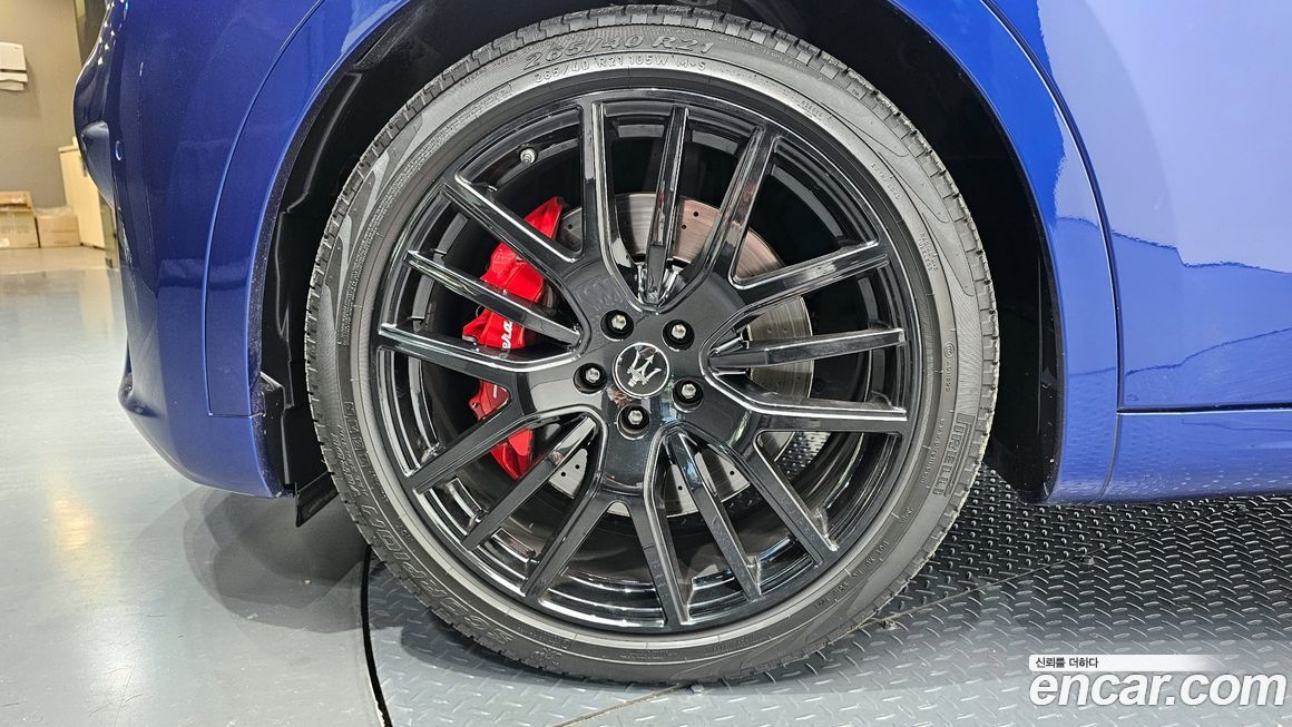 Maserati Levante 2022