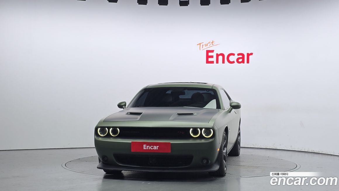 Dodge Challenger 2016