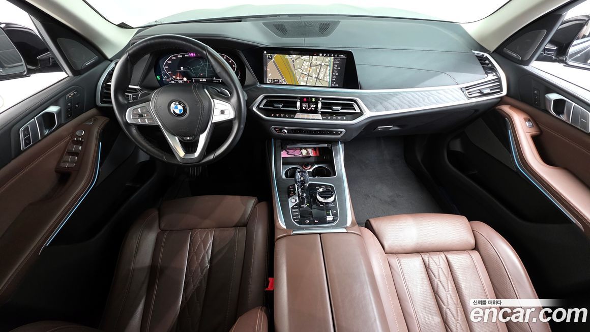 BMW X7 2021