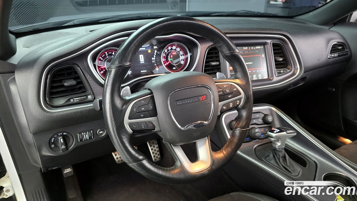 Dodge Challenger 2016