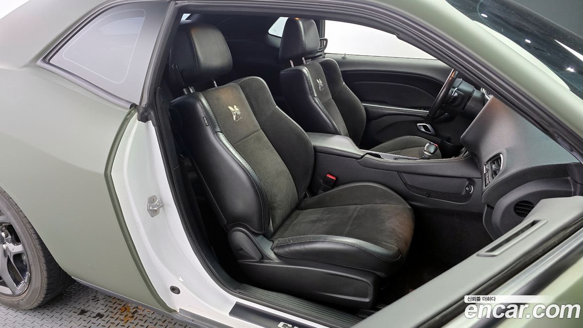 Dodge Challenger 2016