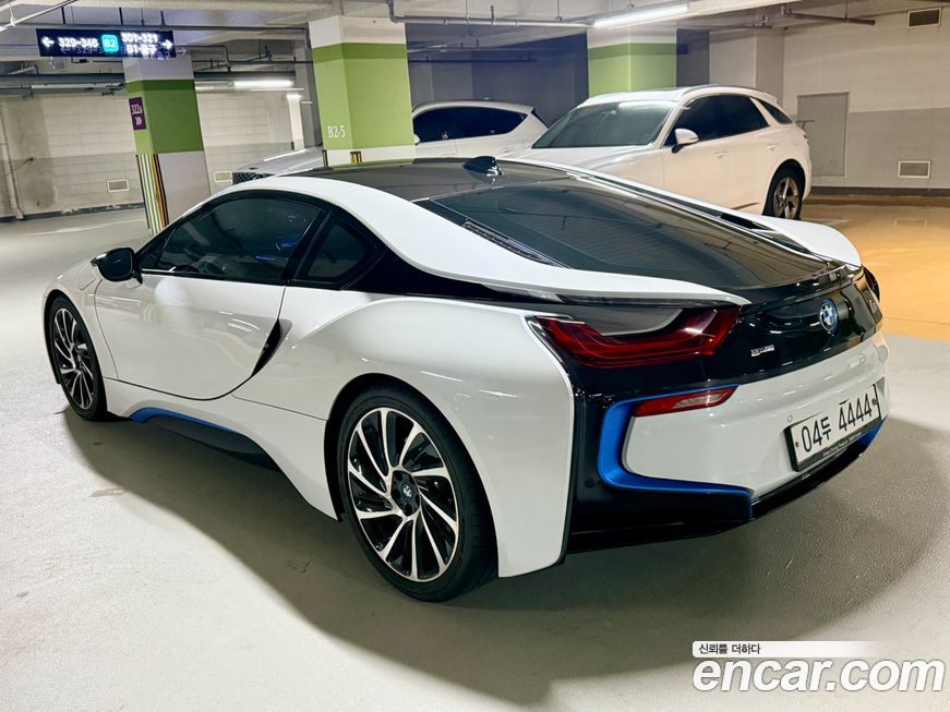 BMW i8 2016