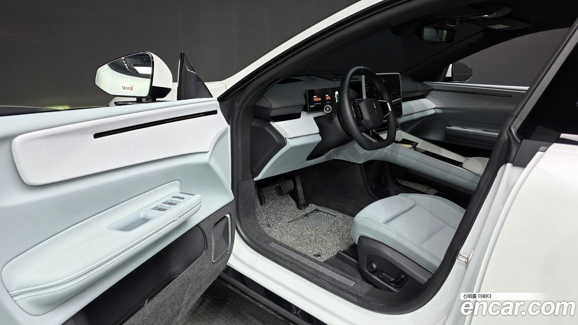 Polestar Polestar 4 2025