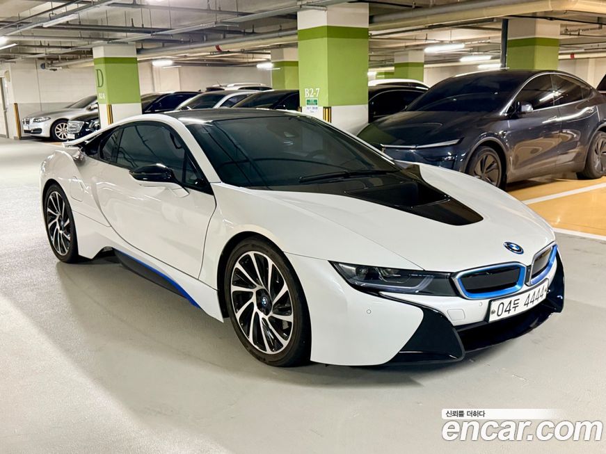 BMW i8 2016