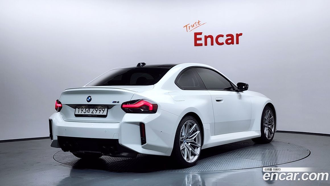 BMW M2 2025