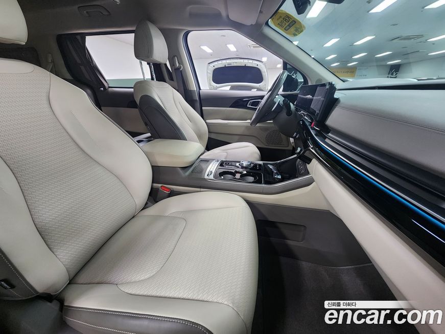 Kia Canival 2025