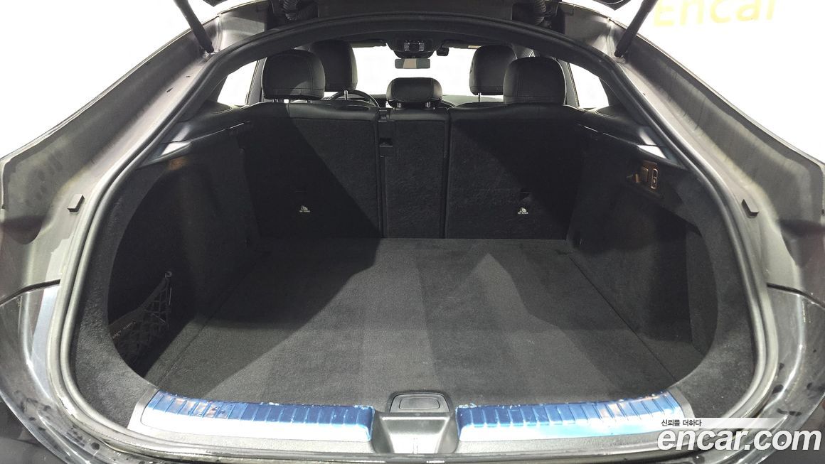 Mercedes-Benz GLE-Class 2021