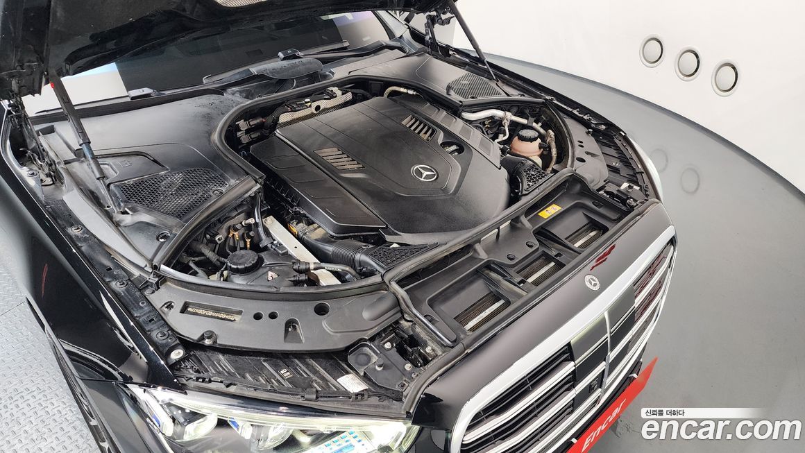 Mercedes-Benz S-Class 2022