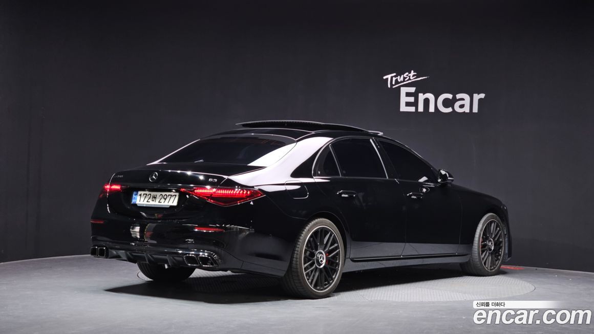 Mercedes-Benz S-Class 2021