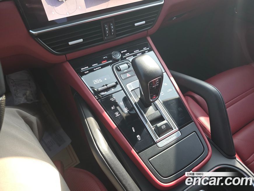 Porsche Cayenne 2022