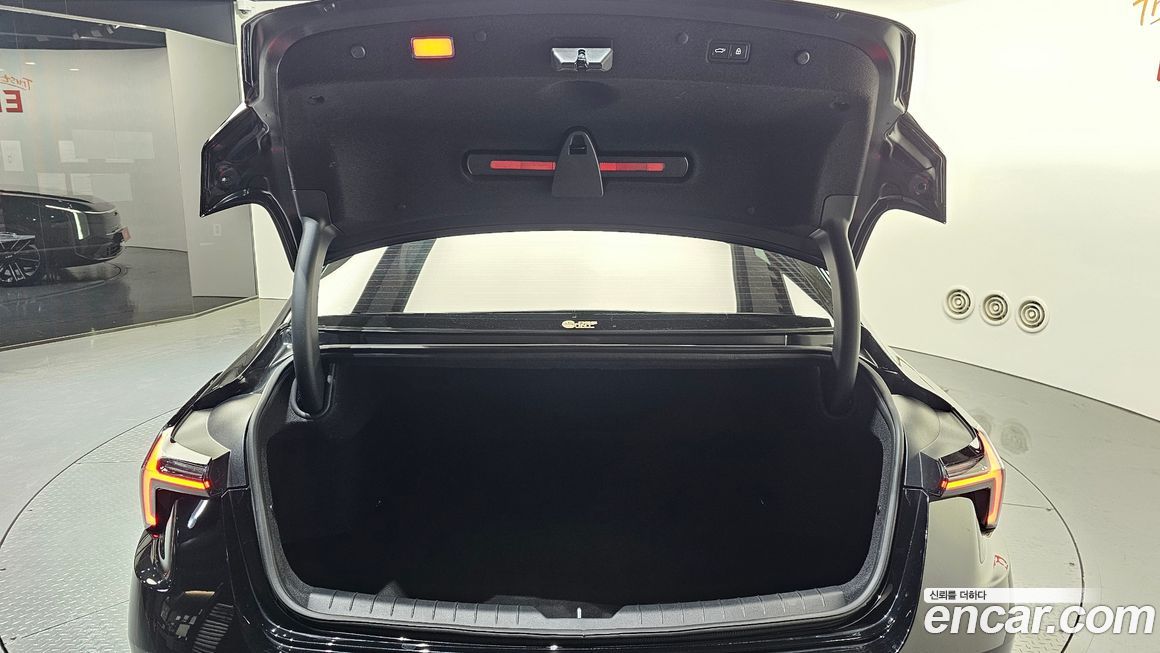 Kia K8 2025