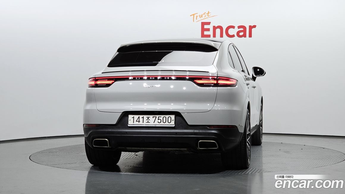 Porsche Cayenne 2021