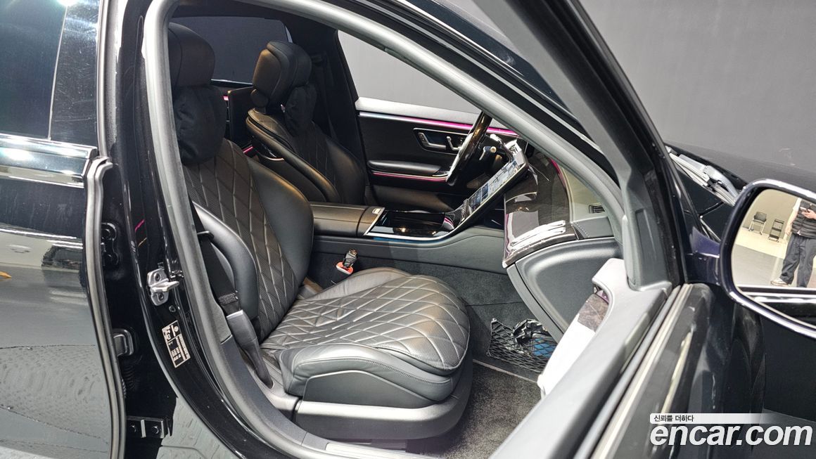 Mercedes-Benz S-Class 2021