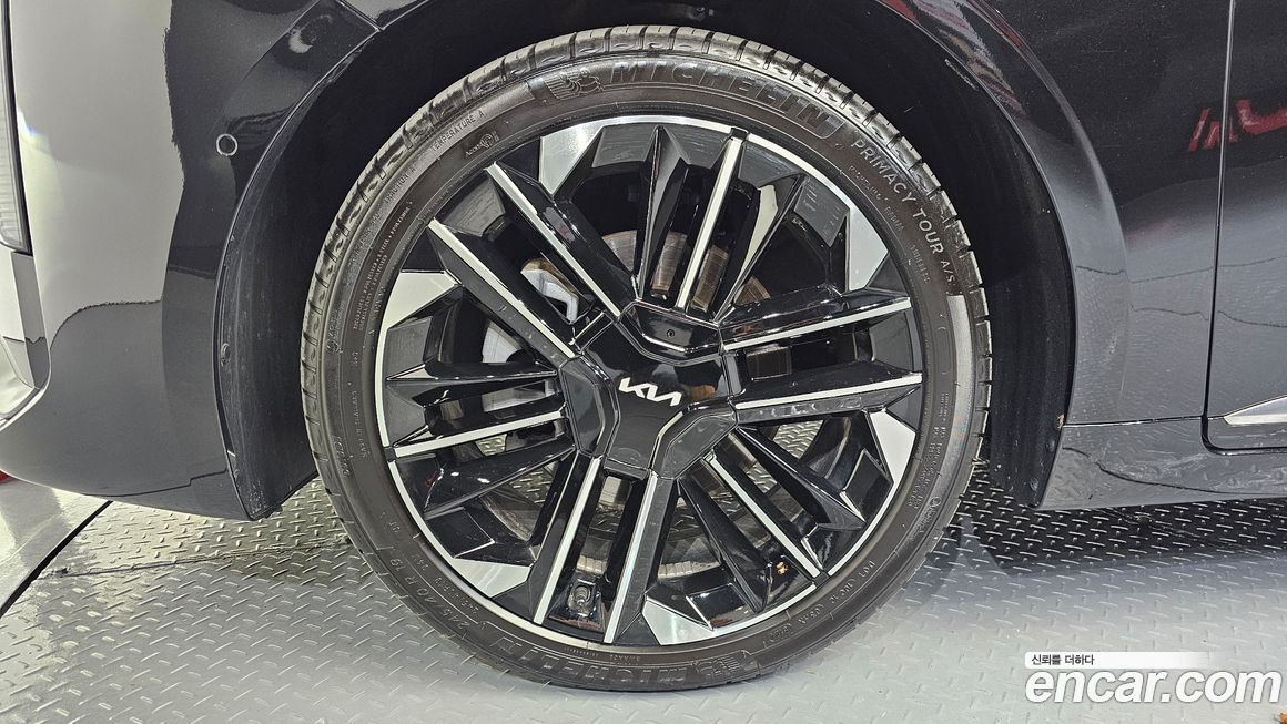 Kia K8 2025