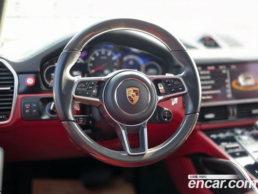 Porsche Cayenne 2022