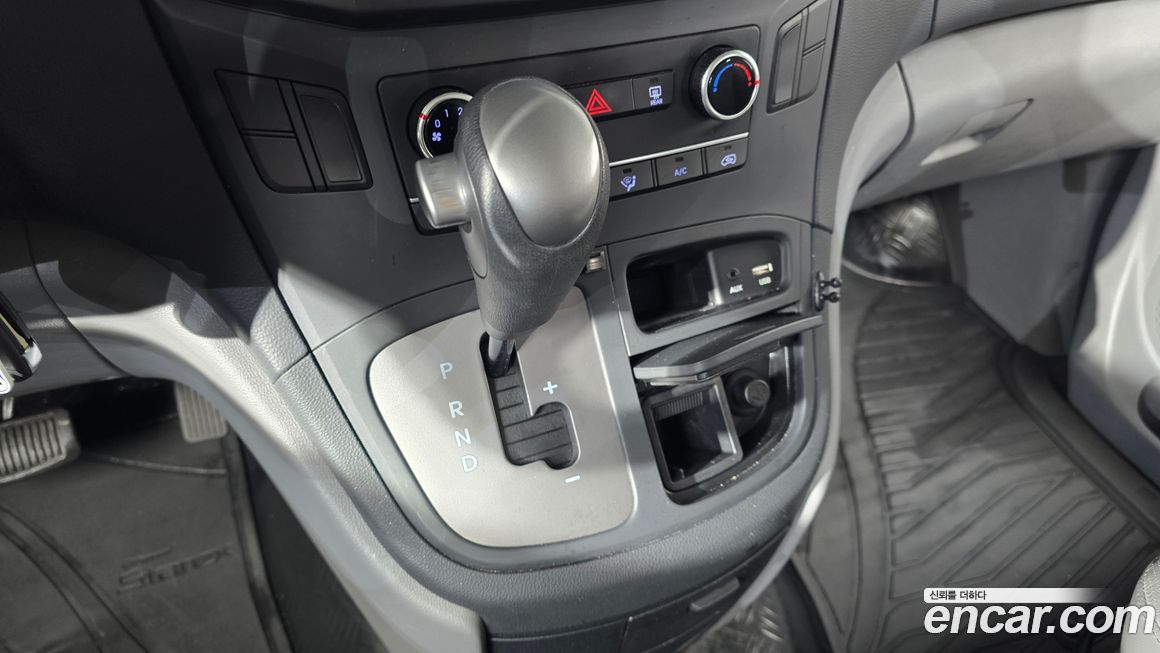 Hyundai Starex 2021