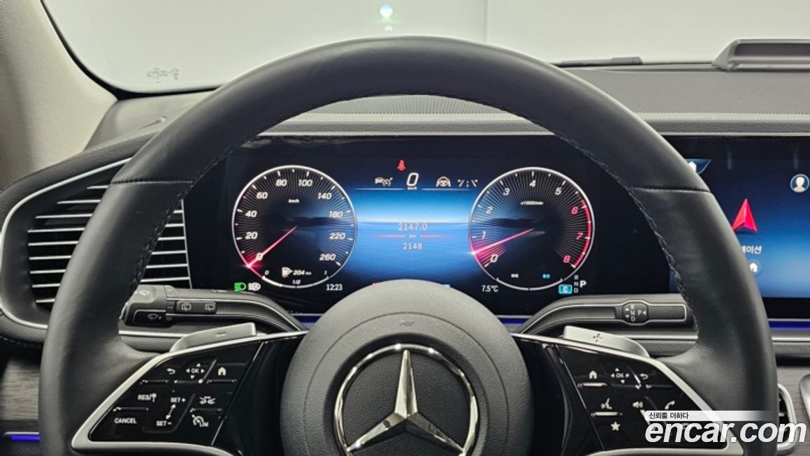 Mercedes-Benz GLE-Class 2025