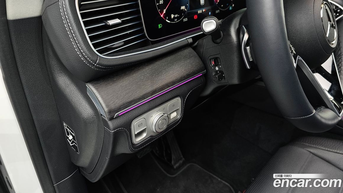 Mercedes-Benz GLE-Class 2025