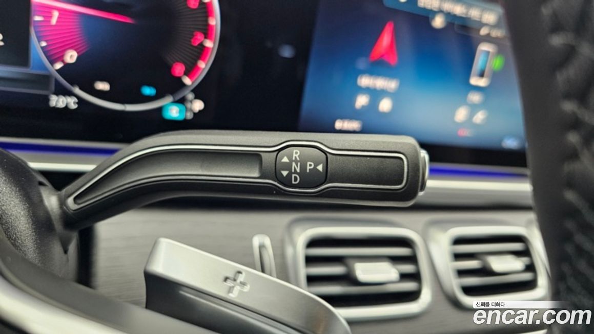 Mercedes-Benz GLE-Class 2025