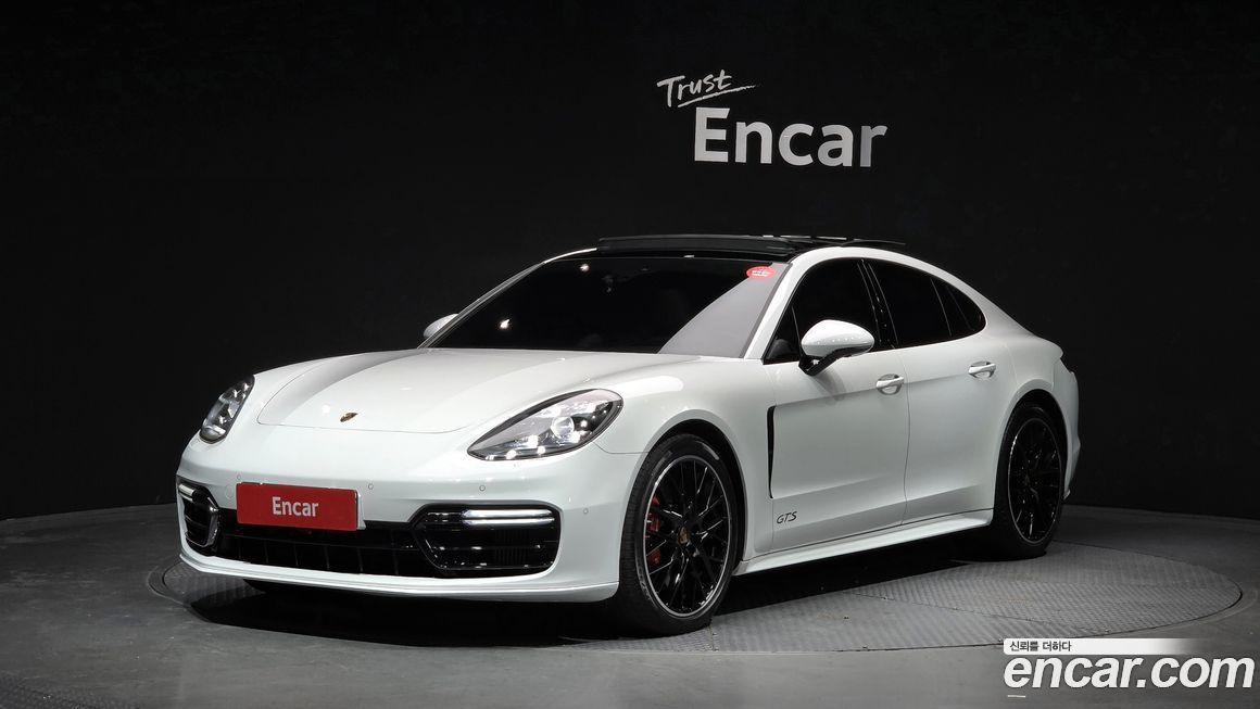 Porsche Panamera 2020