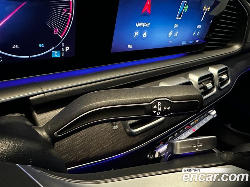 Mercedes-Benz GLE-Class 2025