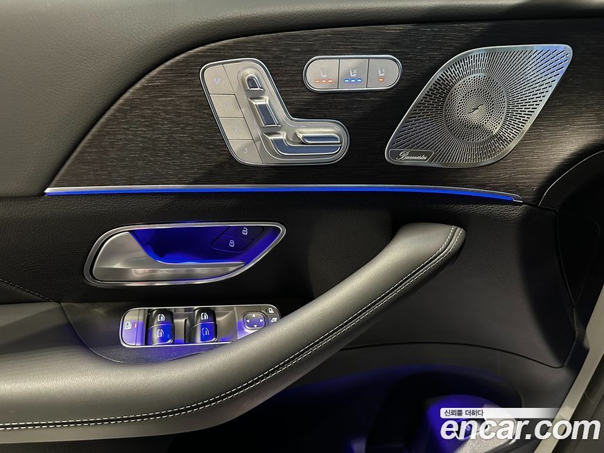 Mercedes-Benz GLE-Class 2025