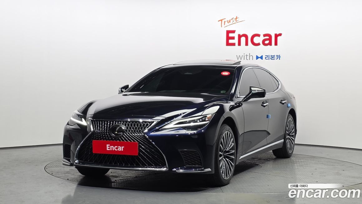 Lexus LS 2024