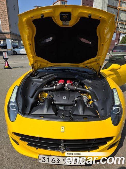 Ferrari California 2015