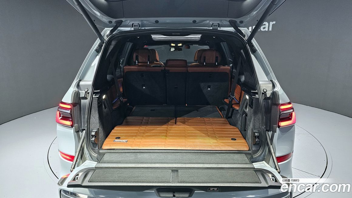 BMW X7 2024