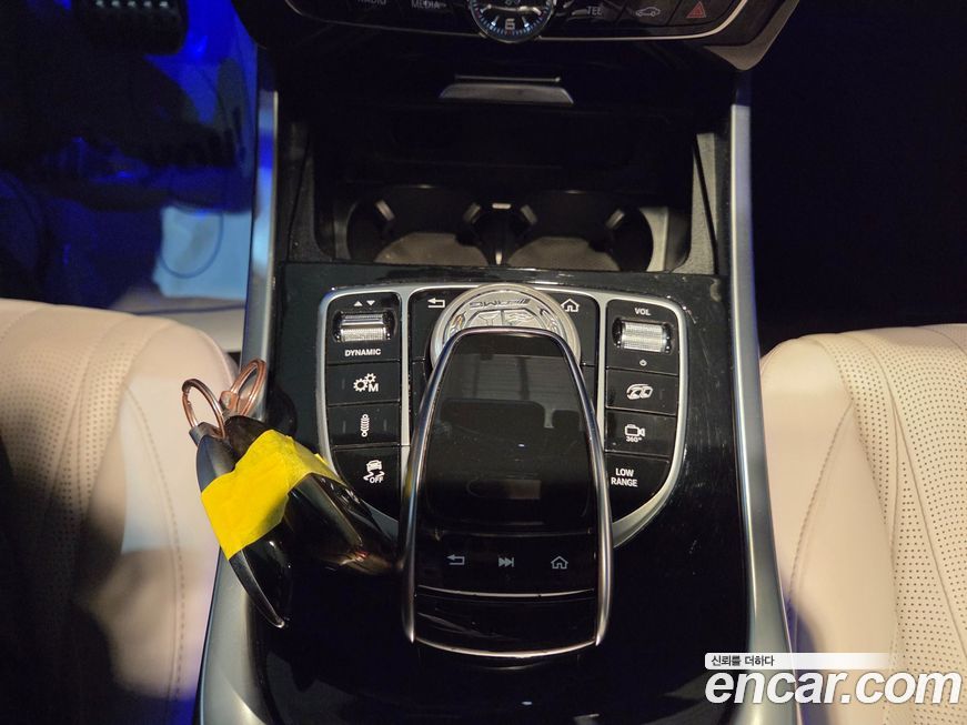 Mercedes-Benz G-Class 2021