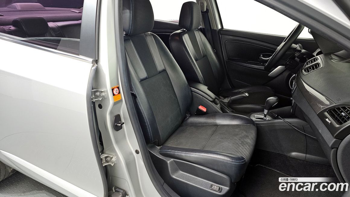 Renault-KoreaSamsung SM3 2012