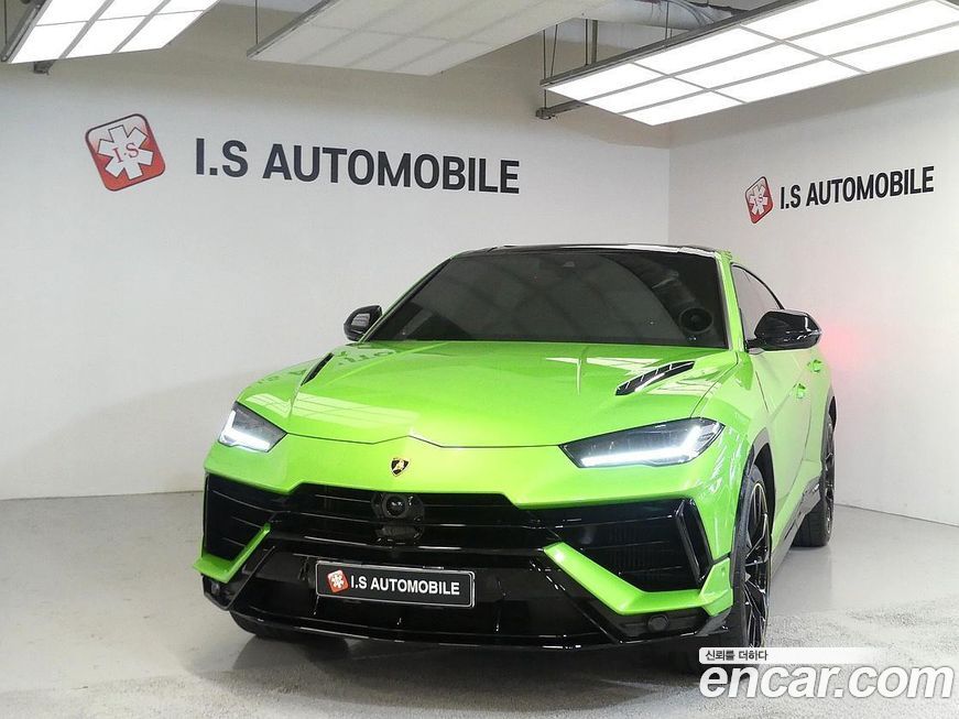 Lamborghini Urus 2024