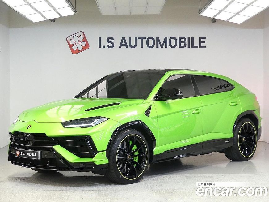 Lamborghini Urus 2024