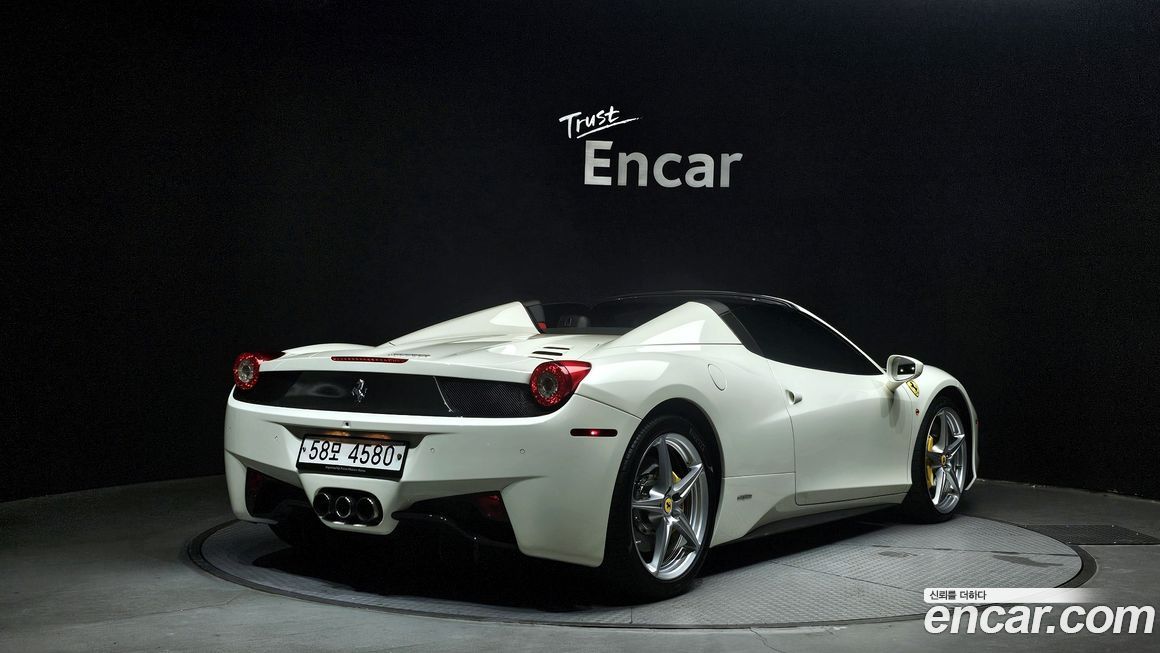 Ferrari 458 2013