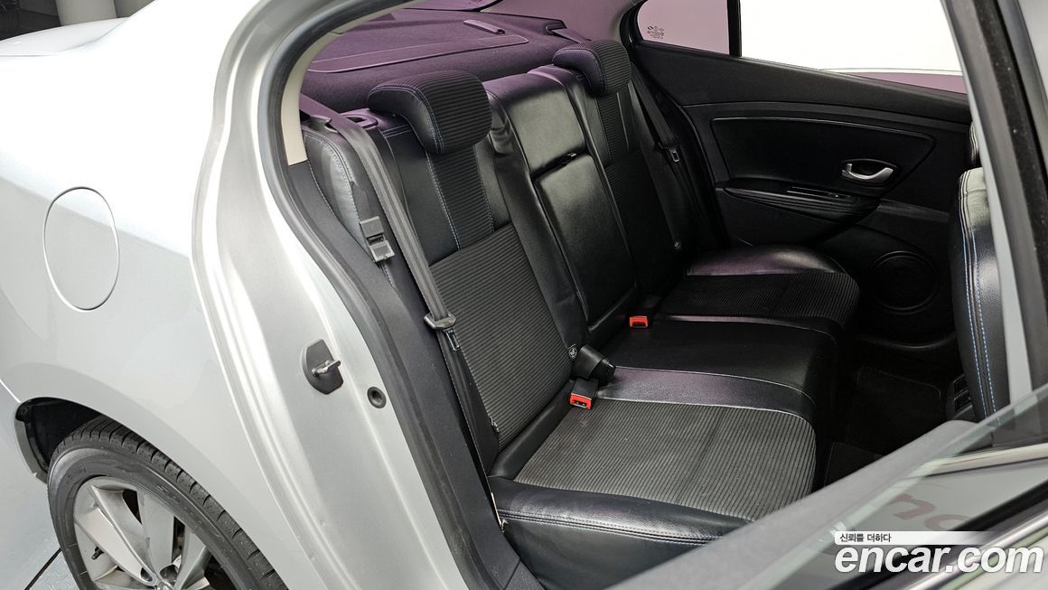 Renault-KoreaSamsung SM3 2012