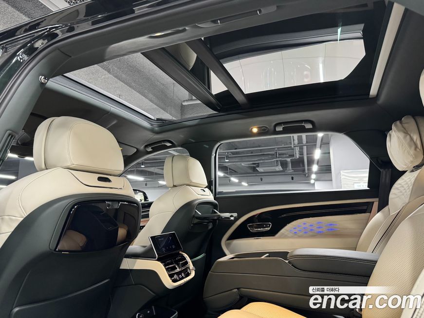 Bentley Bentayga 2024