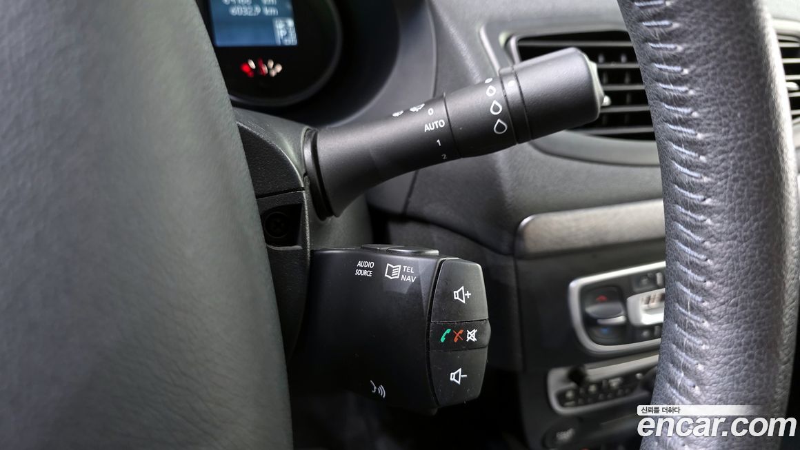 Renault-KoreaSamsung SM3 2010