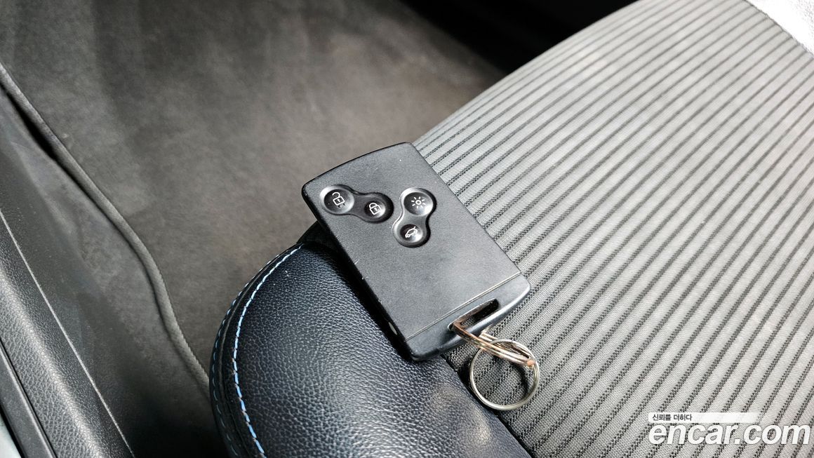 Renault-KoreaSamsung SM3 2012