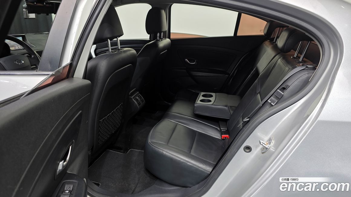 Renault-KoreaSamsung SM3 2010