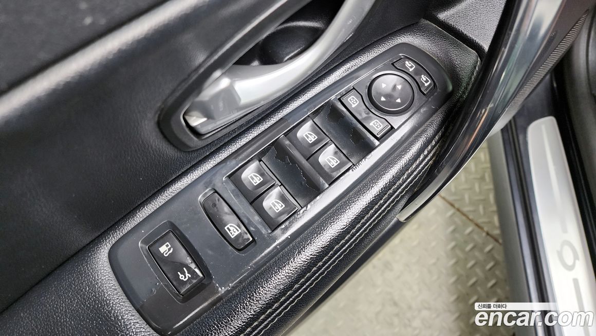 Renault-KoreaSamsung SM5  2012