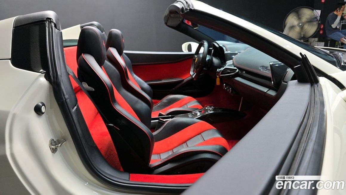 Ferrari 458 2013