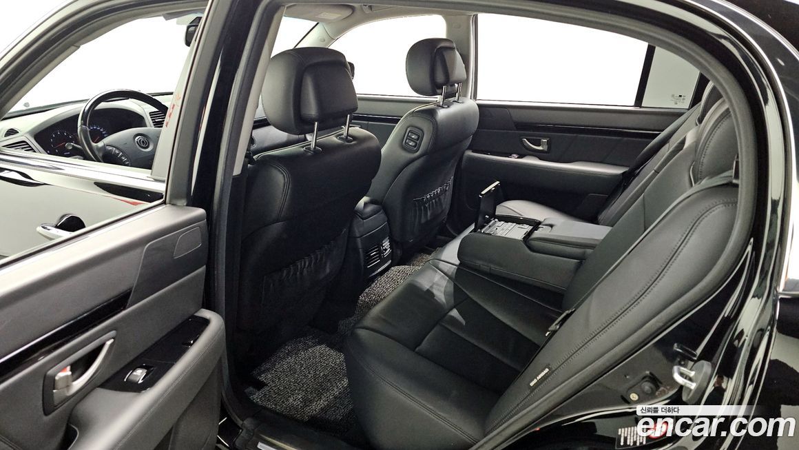 Kia OPIRUS 2010