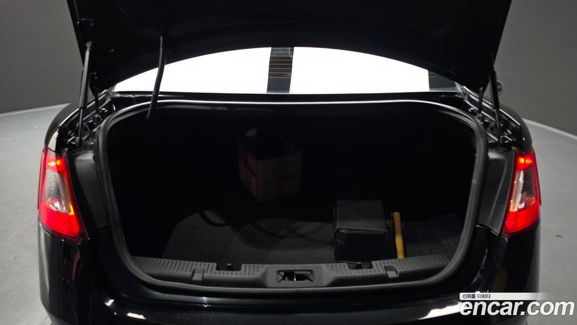 Ford Taurus 2011