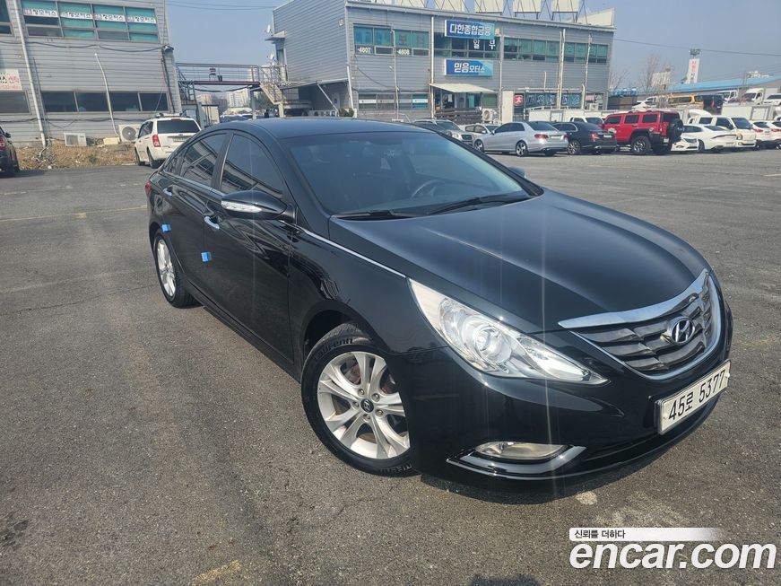Hyundai Sonata 2011