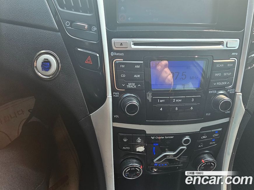 Hyundai Sonata 2011