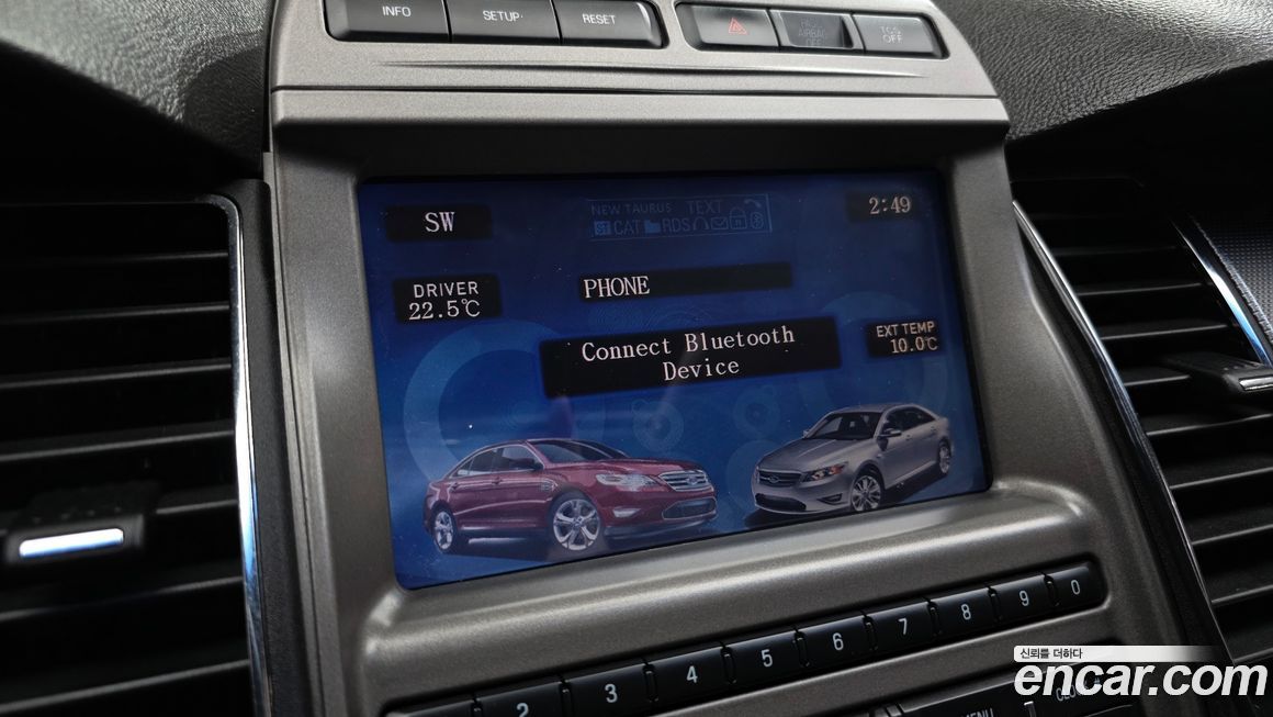 Ford Taurus 2011