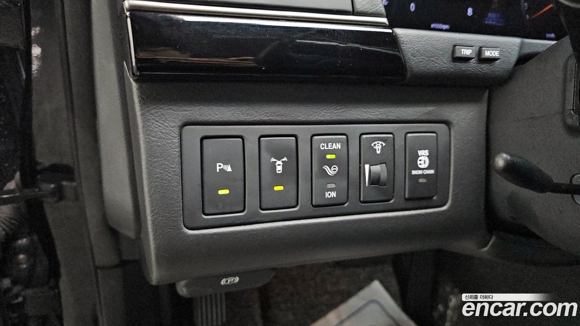 Kia OPIRUS 2010