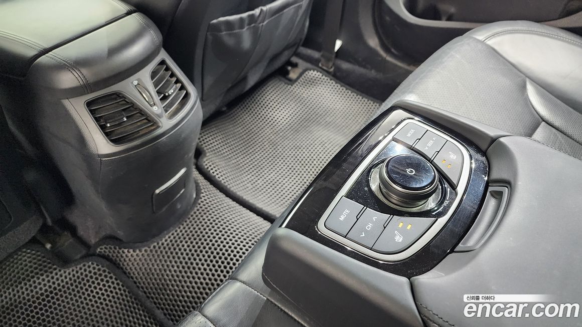 Hyundai Grandeur 2012